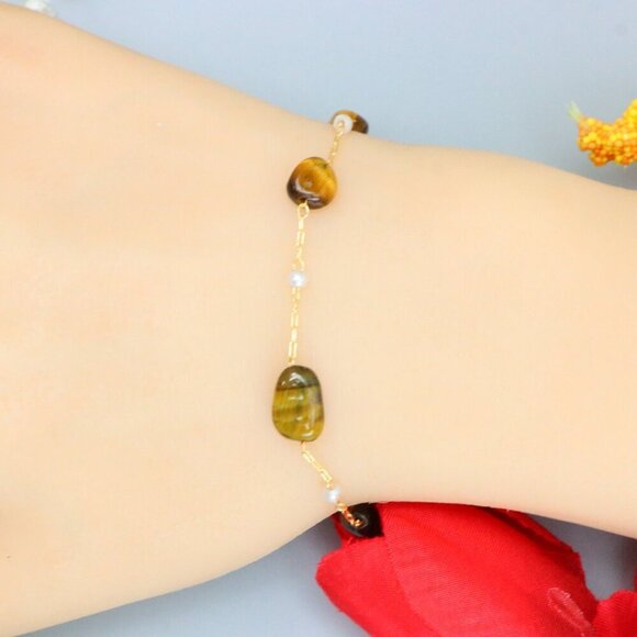 "Elegant & Trendy Bracelet, A Perfect Gift for Women, Thoughtful, EVCH1251 - Picture 10 of 12